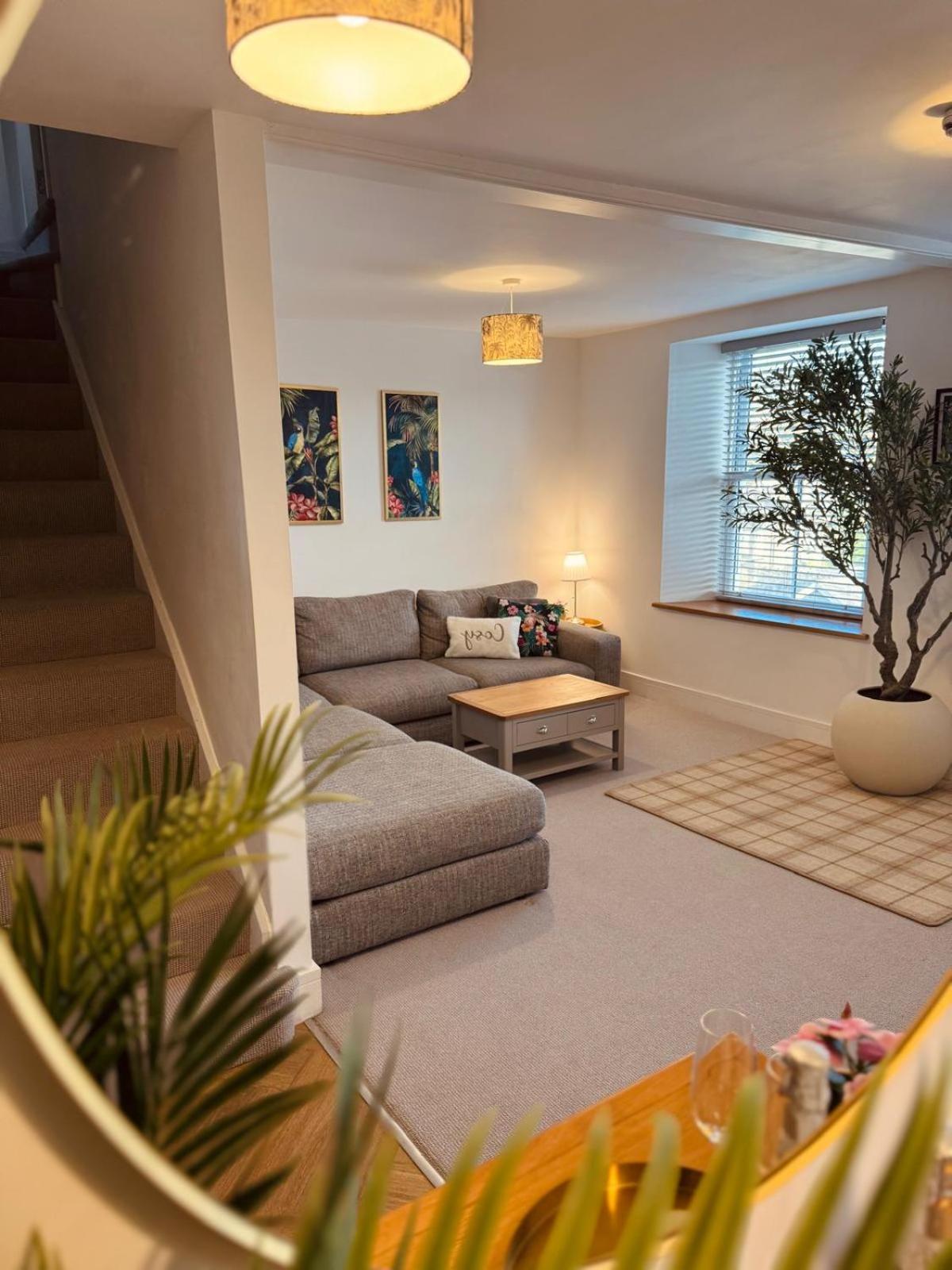 Lola's Loft With Views - - Pet Friendly Appartamento Bowness-on-Windermere